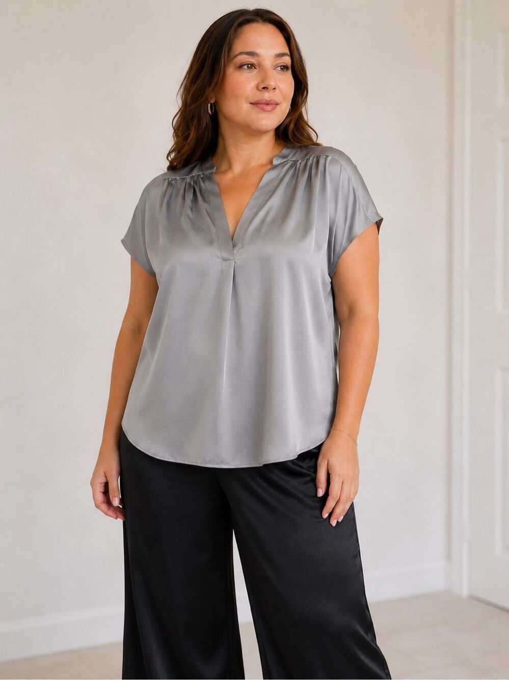 NWT Madeleine 100% Silk Luxury Elegant Bohemian Blouse Size 22 GB/18 US Gray